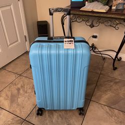🧳✨ BRAND NEW 28” LARGE PREMIUM HARDSHELL LUGGAGE – $50 ✨🧳 📍 Pickup Location: S. Durango & 215 (near IKEA)  Brand new, never used large 28” checked 