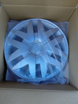 2 16 inch hub caps