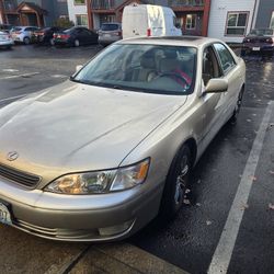 2000 Lexus ES 300