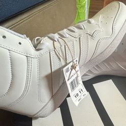 Adidas’s Hoop 4.0 Mid Size 9 1/2 M 10 1/2 W Or 10M 11W