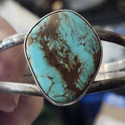 Authentic American Indian Turquoise & Sterling silver Bracelet 