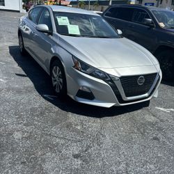 2021 Nissan Altima