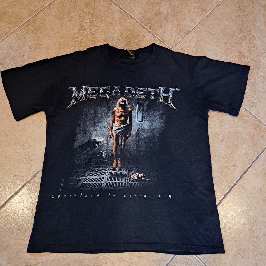 Maglietta Megadeth Countdown To Extinction - Manica Corta Nera - Tutte Le Taglie S1395 (Prodotta In USA)