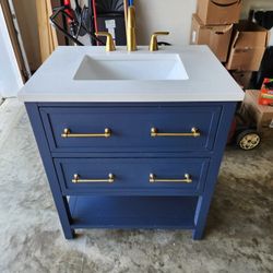30" Bathroom Vanity With Faucet 