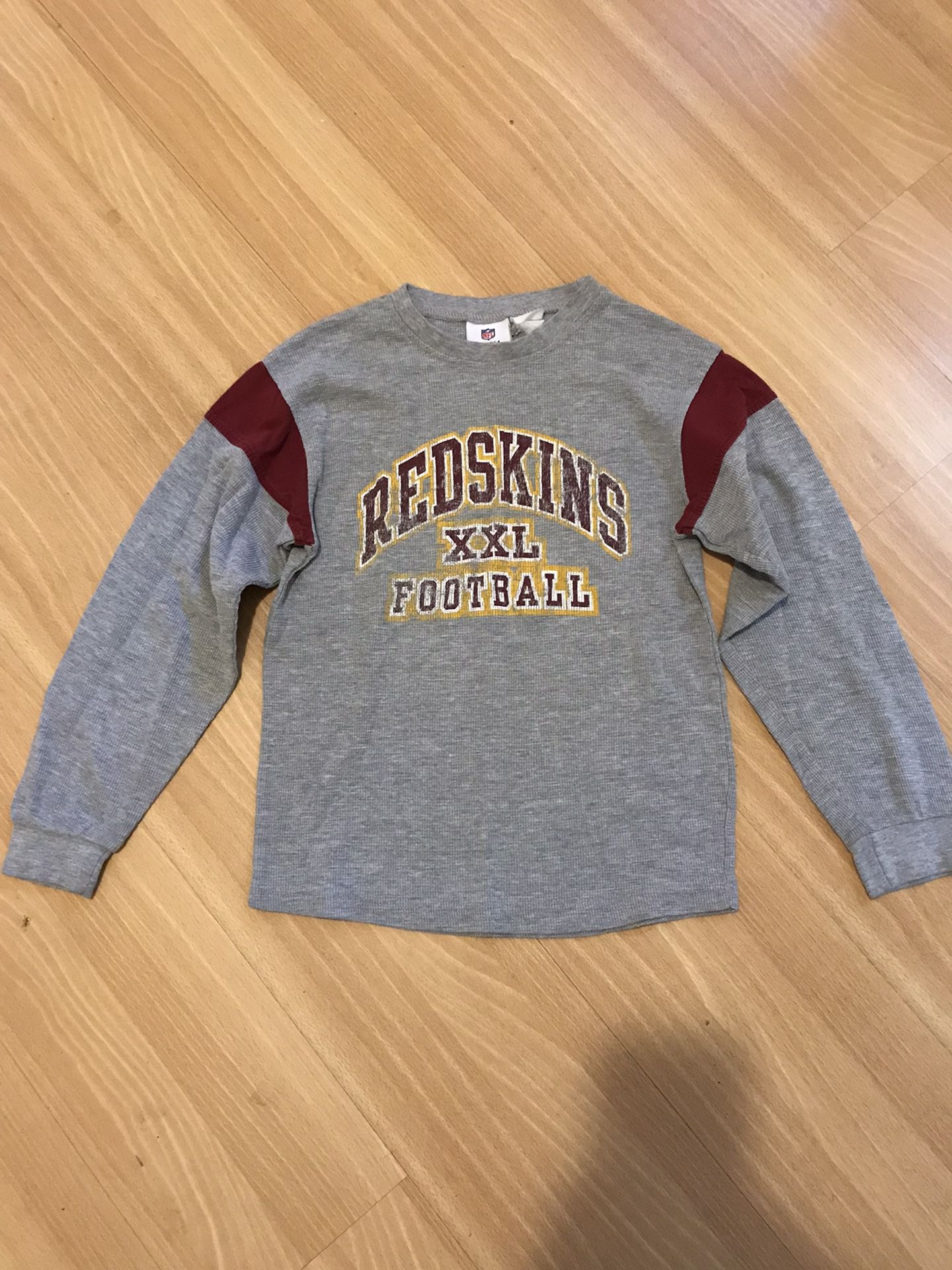 Boy’s Size 12-14 Washington Redskins Long Sleeve Shirt 