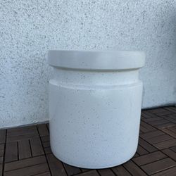 Round Outdoor Ceramic End Table - White