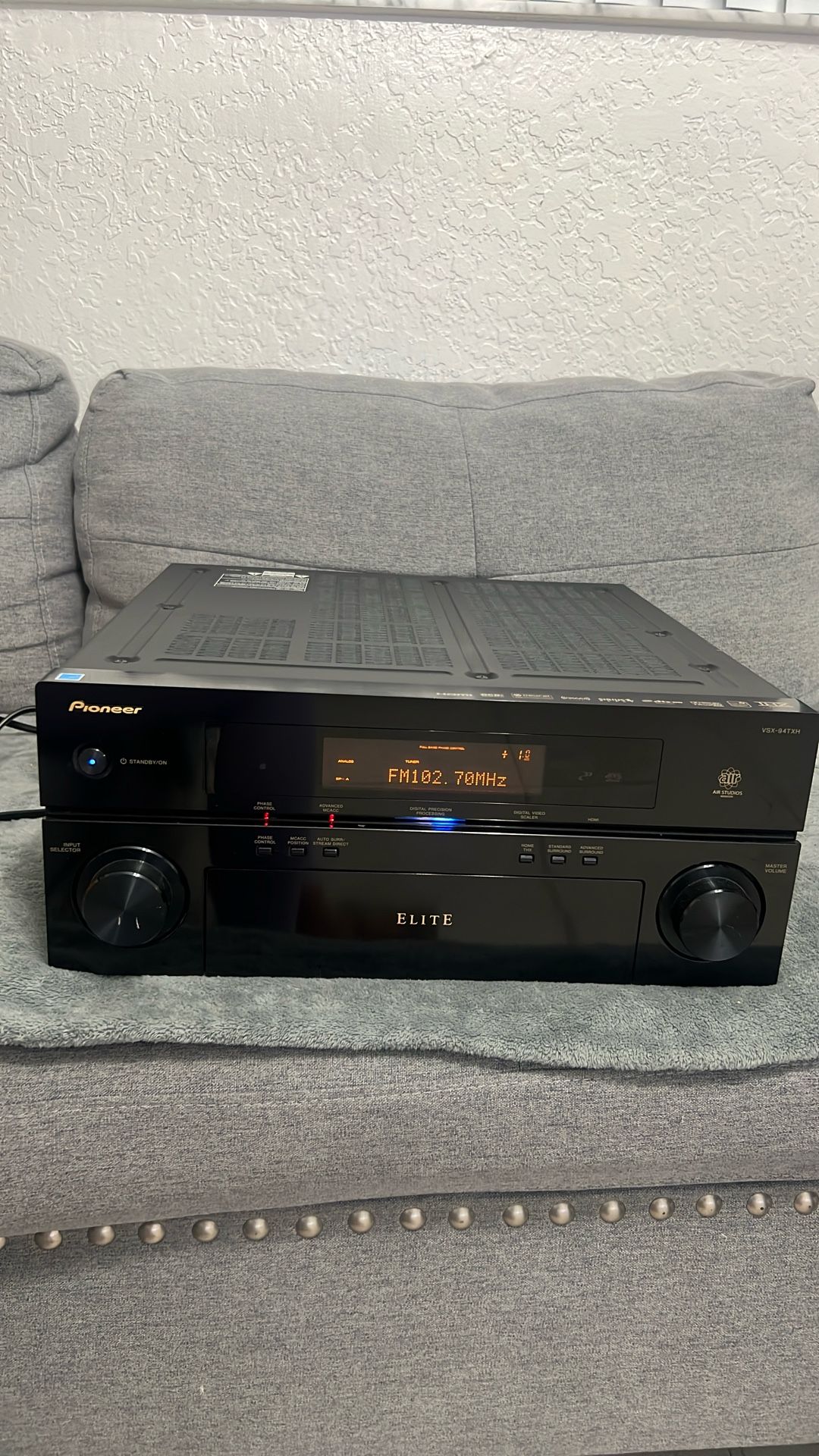 Pioneer Elite VSX-47TXH 7.1 AV Receiver – THX, HDMI, Great Condition (No Remote)