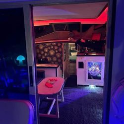 Live In Yacht In Boston