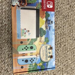 Nintendo Switch Gaming Console w/ Accessories 