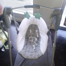Graco Slim Space Swing 