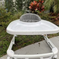 Joovy Spoon Table Stroller/ High Chair