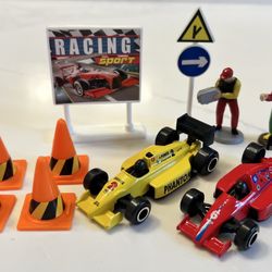 Toy Racing Track – 2 Formula Race Cars, Traffic Cones, Pit Crew Figures and Sign
