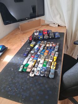 Die-cast car bundle