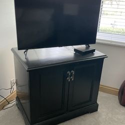 Cabinet TV Stand