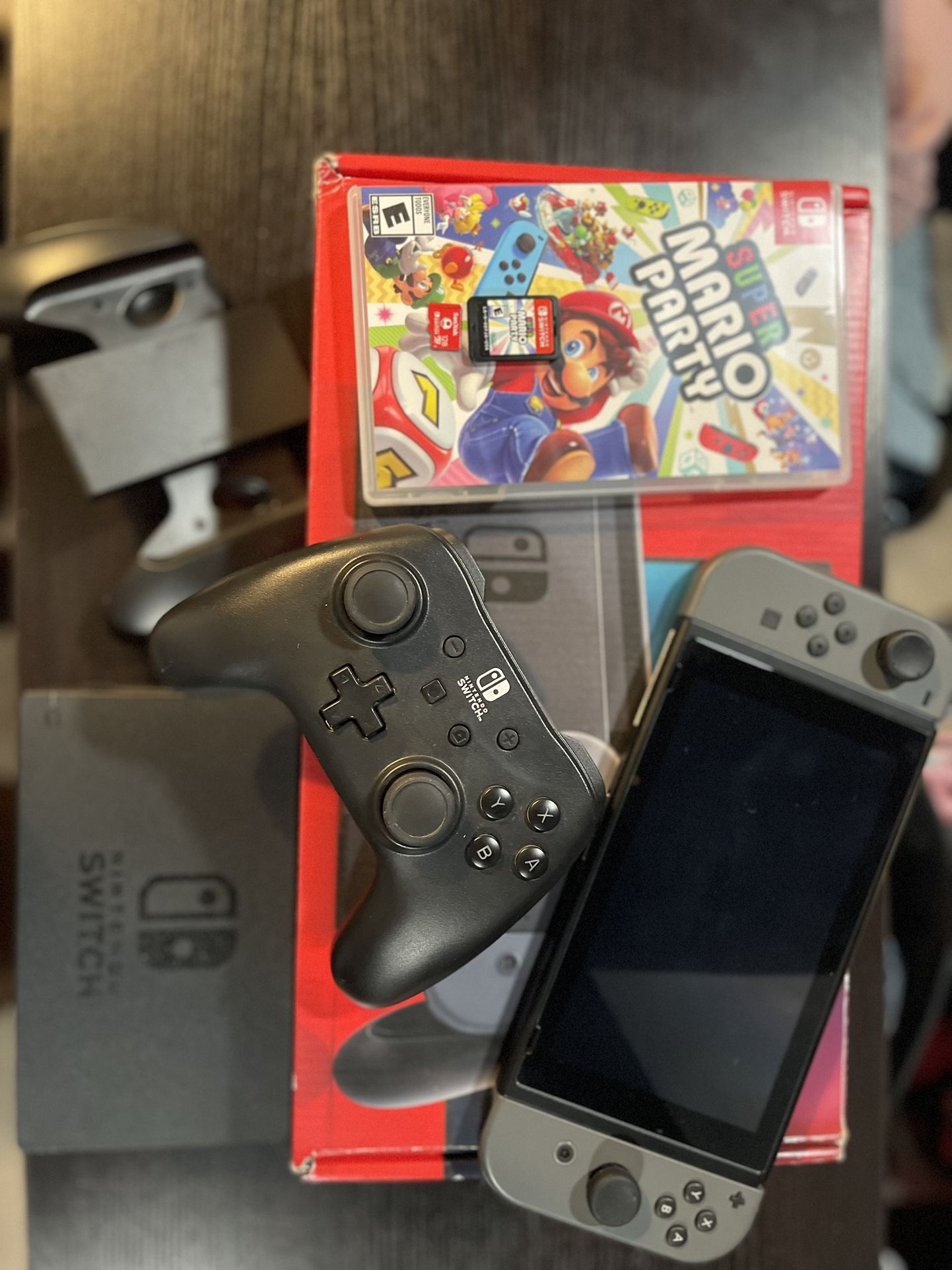 Nintendo Switch BUNDLE