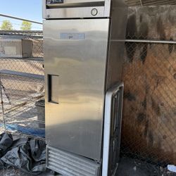 True T-23F Freezer