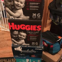 DIAPERS   HUGGIES Size 6 