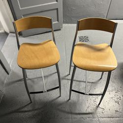 Item Chairs