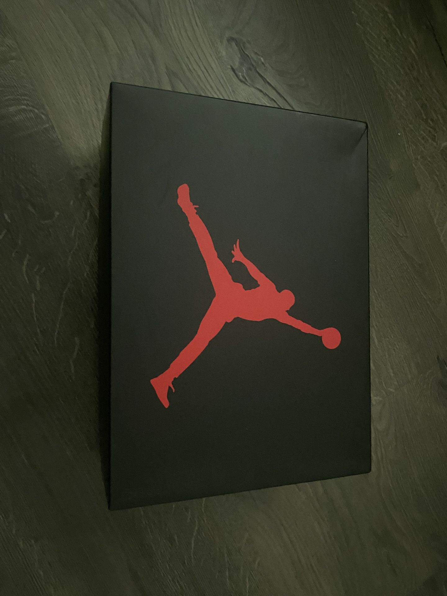 Jordan 3 Fire Red (with Box) (authentic)
