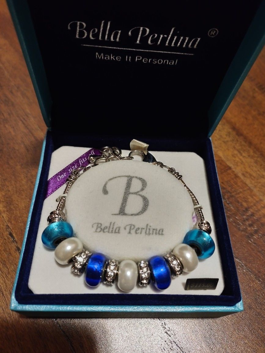 CHARM BRACELET