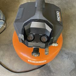 RIDGID 6 Gallon Compressor