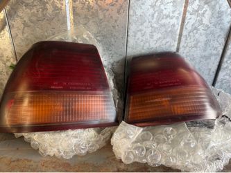 Nissan Maxima lights