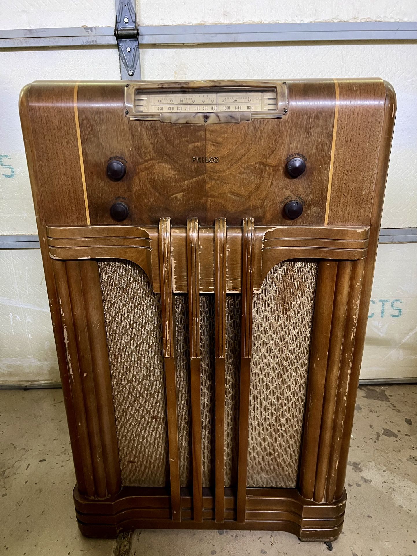 Philco 40-158 Antique Radio