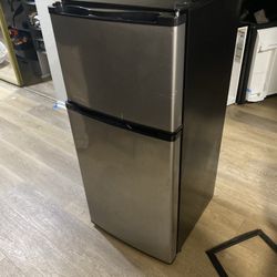 Mini Fridge $65