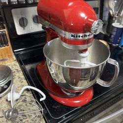 KitchenAid Artisan Stand Mixer, 5 Qt