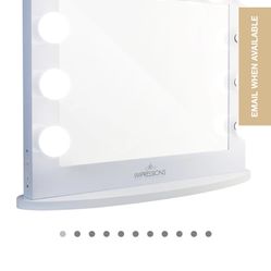 Impressions Iconic Plus Vanity Mirror
