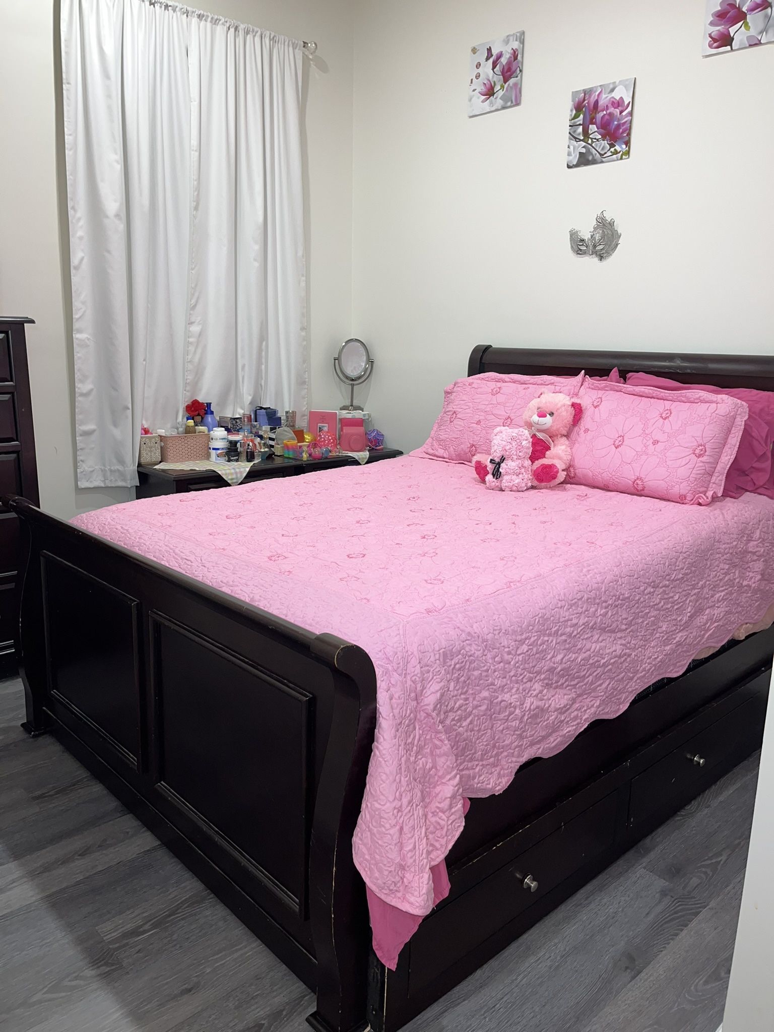 5 Piece Queen Bed Set