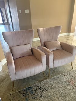 Accent Chairs