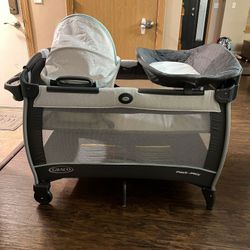 Graco Pack 'n Play Close2Baby Bassinet Playard Features Portable Bassinet Diaper Changer and More, Derby