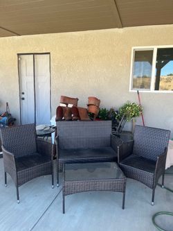 4 piece outdoor wicker set