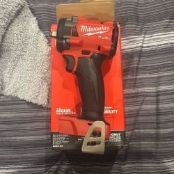 Milwaukee M 18 3/8 Drill