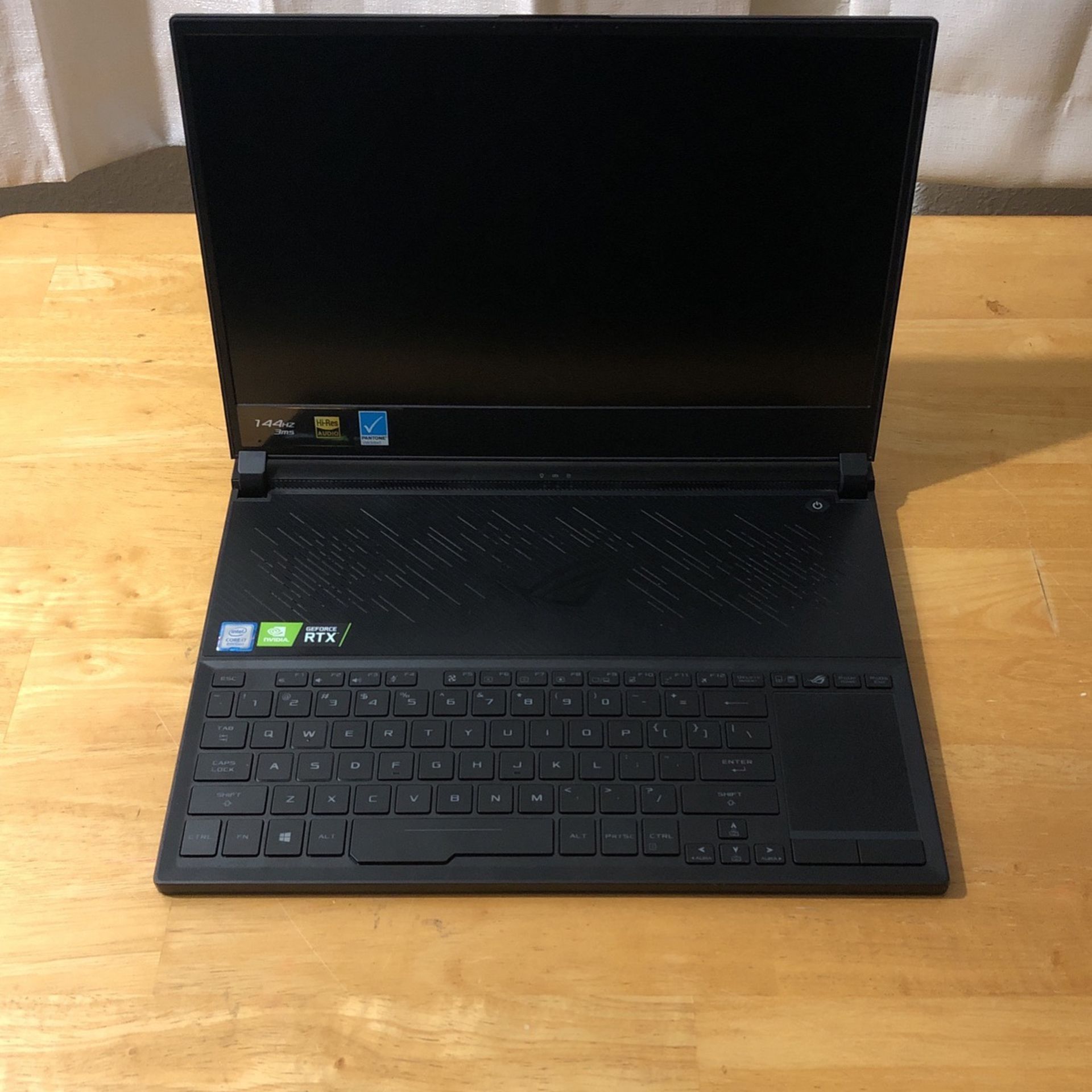 ASUS ROG ZEPHYRUS S 15.6” Gaming Laptop GeForce RTX 2080, Intel Core i7-8750H, 16 GB DDR4, 2 TB NVMe, Windows 10 Pro (2020)
