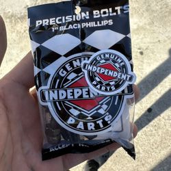 Independent Trucks Skateboarding Hardware 