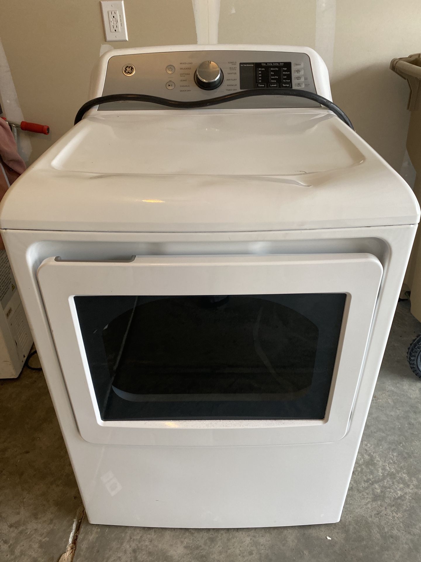GE Electric Dryer – Works Great! 💨