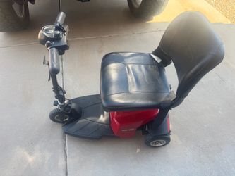 Electric scooter GOGOes