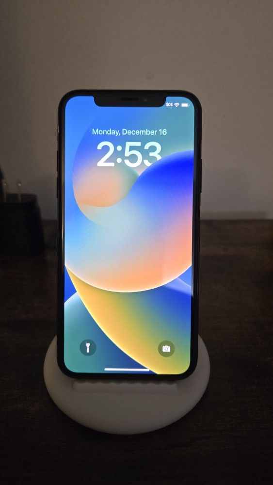 iPhone X 256gb Space Gray Unlocked (Fresh Battery Installed)