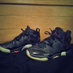 Jordan  Size. 6.5   Like New  $ 40