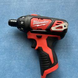 Milwaukee M12 12V Lithium-Ion Cordless 1/4 in. Hex Screwdriver (Tool-Only)