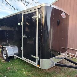 CargoMate Enclosed Trailer 