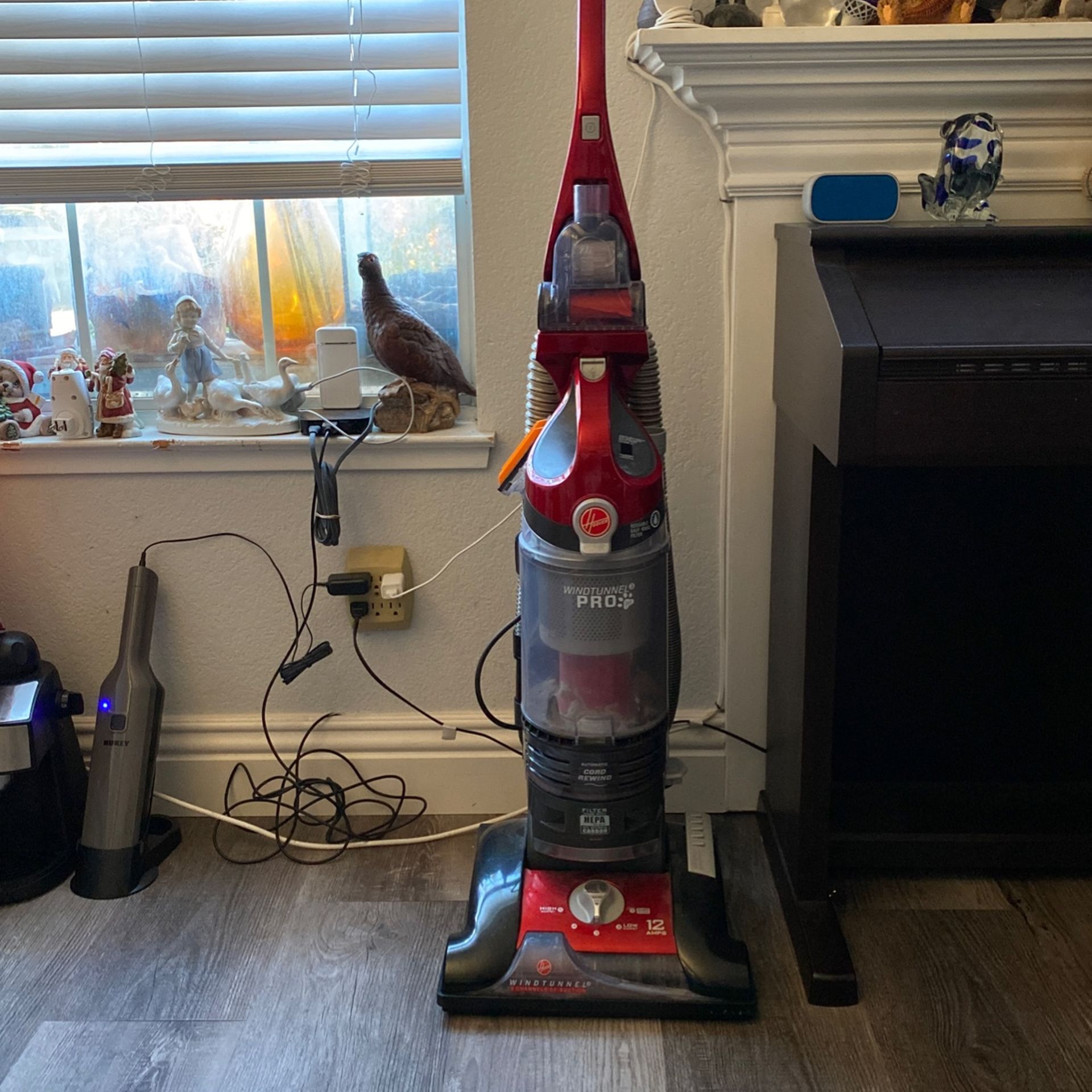 Hoover WindTunnel 3 High Performance Pet Bagless Corded Upright Vacuum Cleaner UH70901 Red