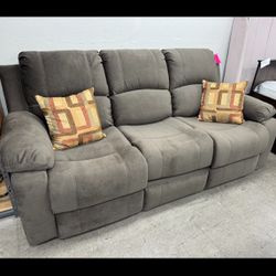 BRAND NEW Sofa Bed, Sleeper, Queen Mattress Included 