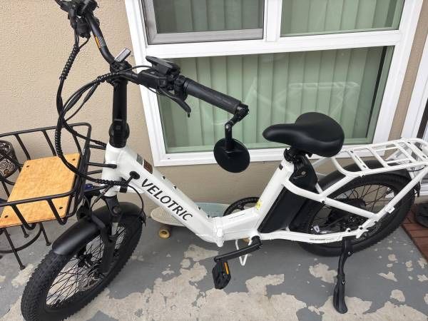 Velotric Fold 1 E- Bike Bundle