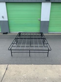 Queen platform frame