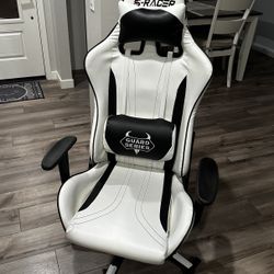 Gaming/Office Chair