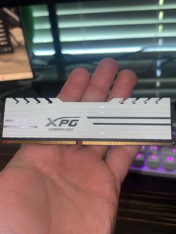 For Sale: XPG 8GB DDR4 RAM  Selling an XPG 8GB DDR4 RAM stick in good working condition. Recently upgraded my PC, so I no longer need it.  ✅ 8GB Capac
