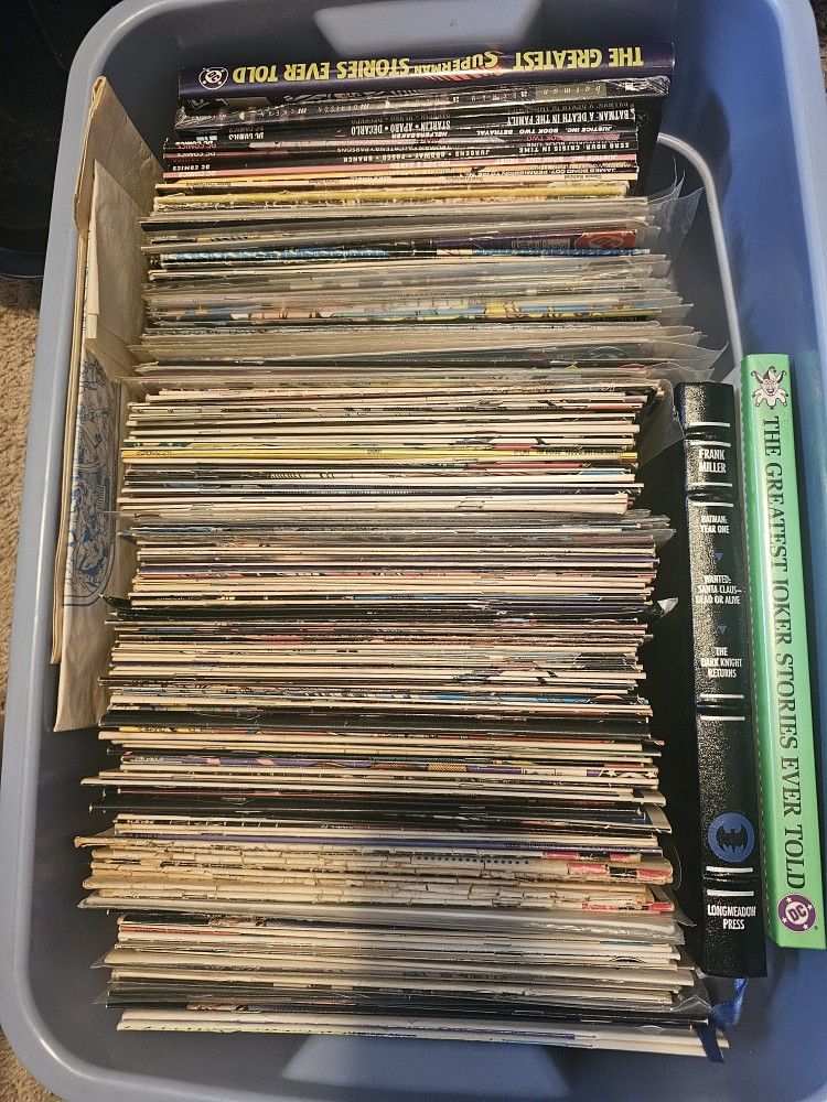 Multiple Different Comic Books Excellent Condition